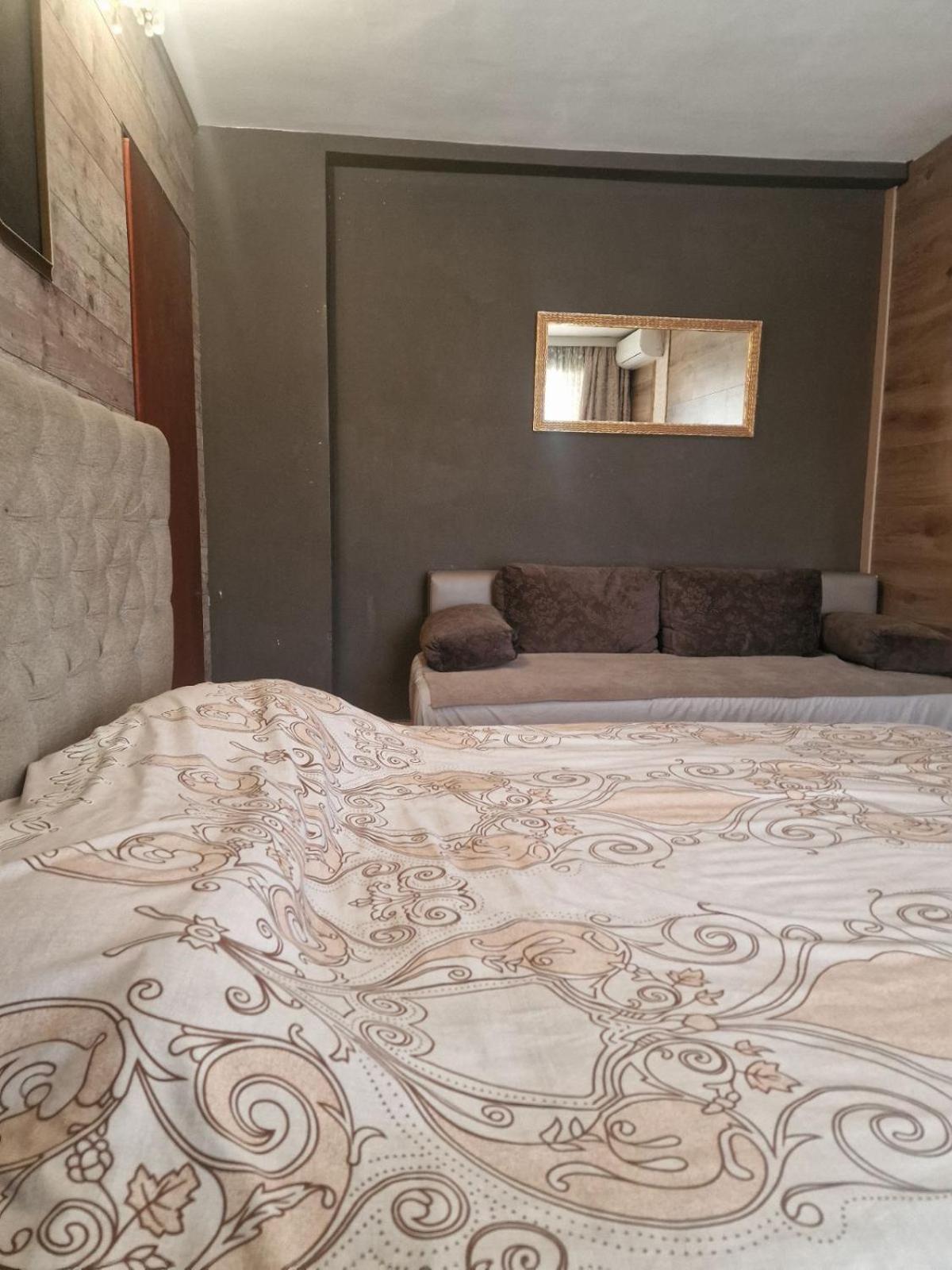 Guest House Maja نوفي ساد المظهر الخارجي الصورة